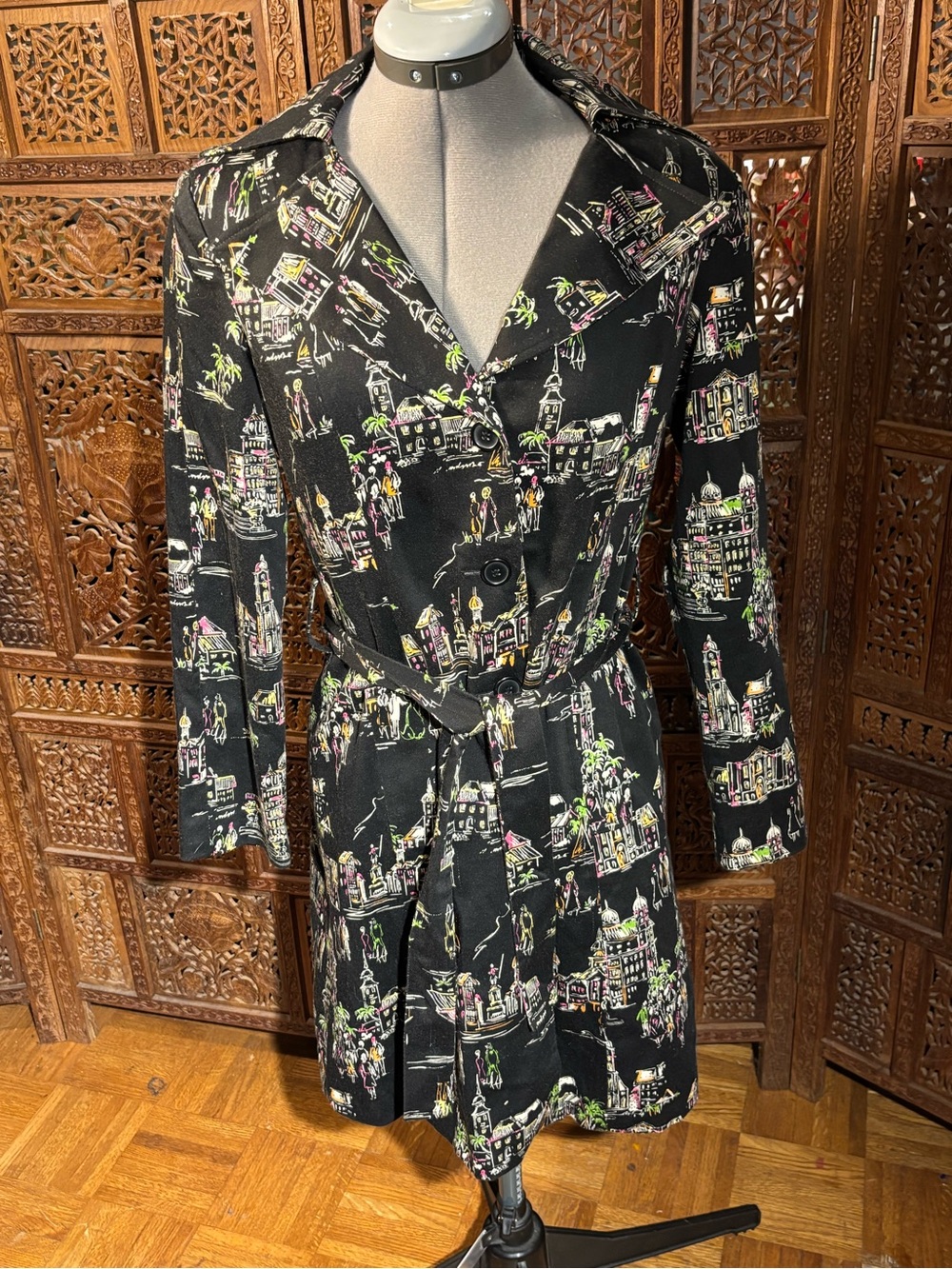 SilkLand Black Trench Coat with Colorful Cityscape Print